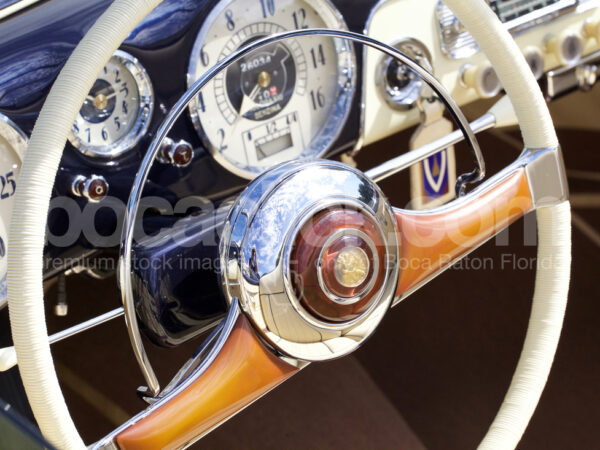 Cabriolet Wheel Detail