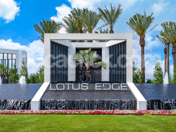 Lotus Edge © BocaClick.com