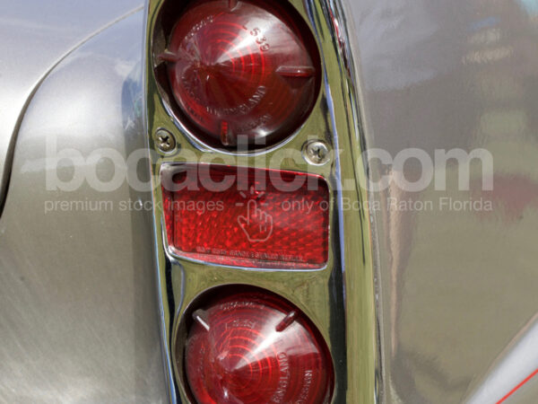 Vanguard Phase Tail Light