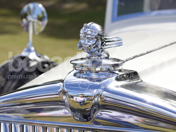 Vintage Sportscar Stutz Ornament